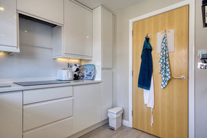 Kitchen- click for photo gallery
